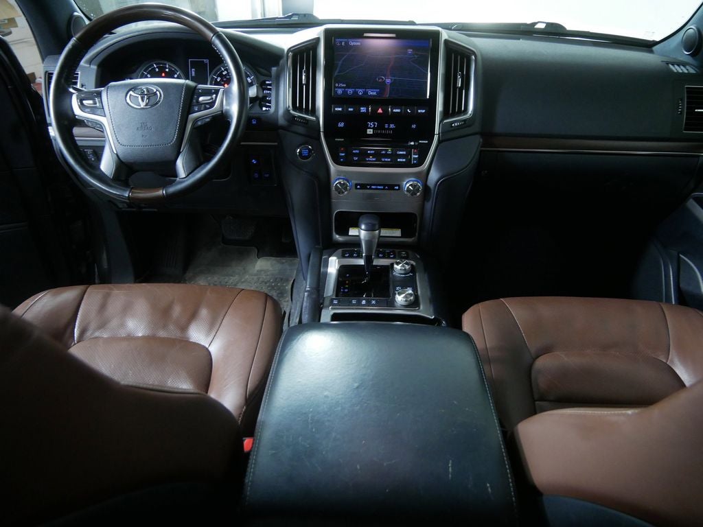 2019 Toyota Land Cruiser Base