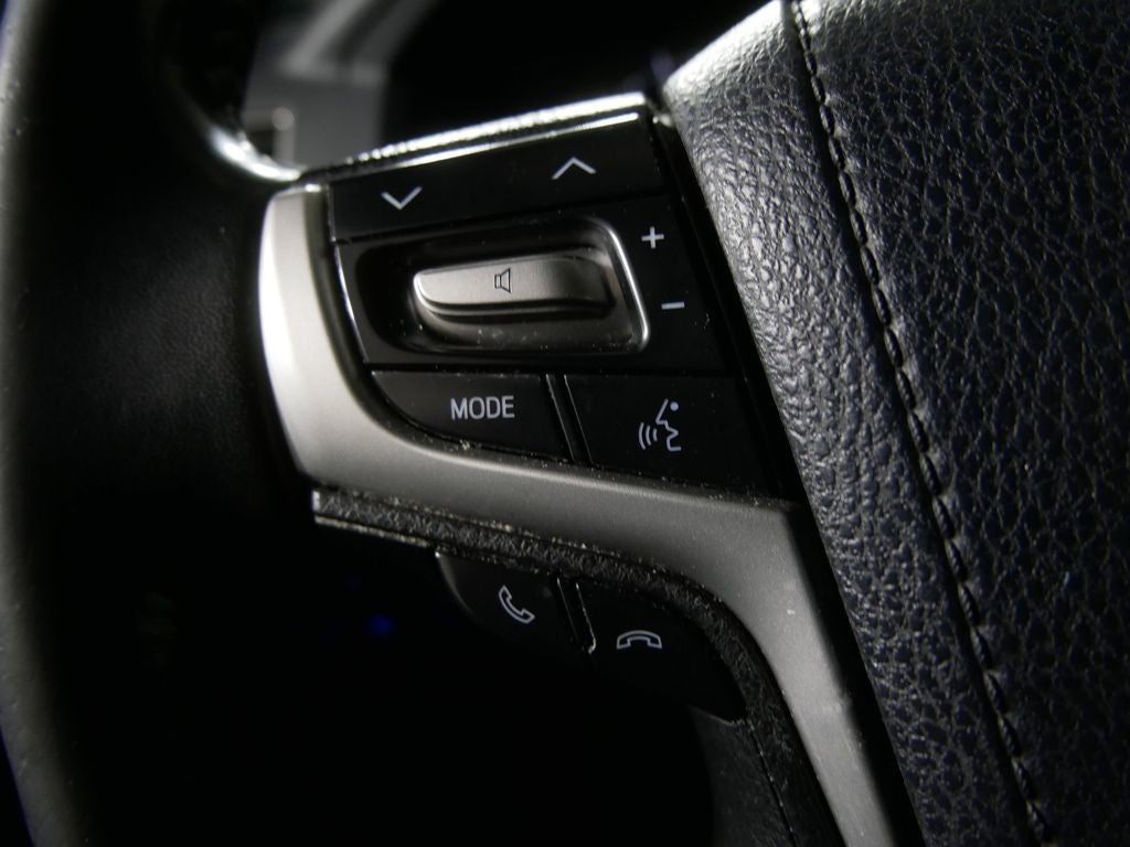 2019 Toyota Land Cruiser Base