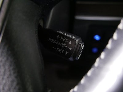 2019 Toyota Land Cruiser Base