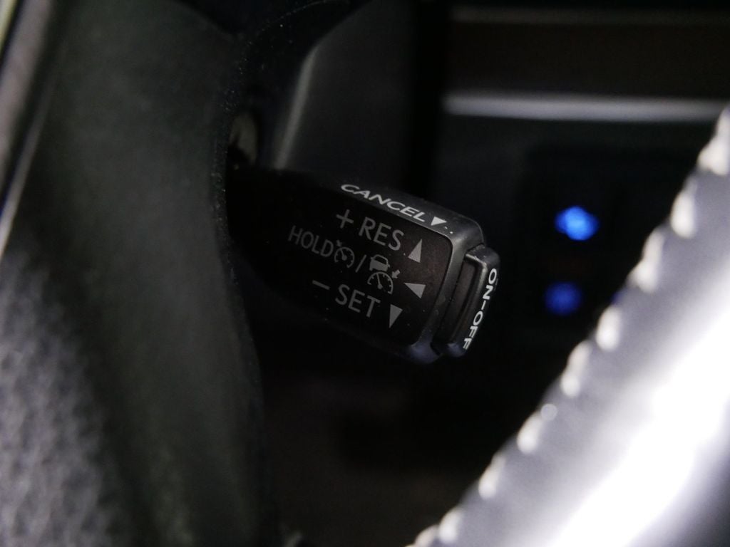 2019 Toyota Land Cruiser Base