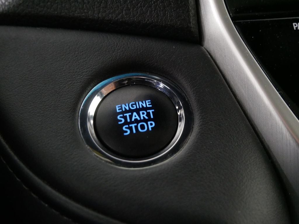 2019 Toyota Land Cruiser Base