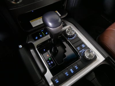 2019 Toyota Land Cruiser Base