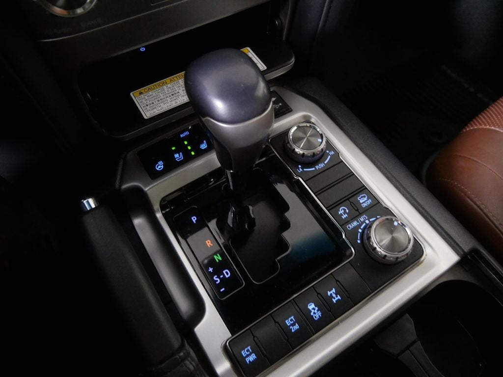 2019 Toyota Land Cruiser Base