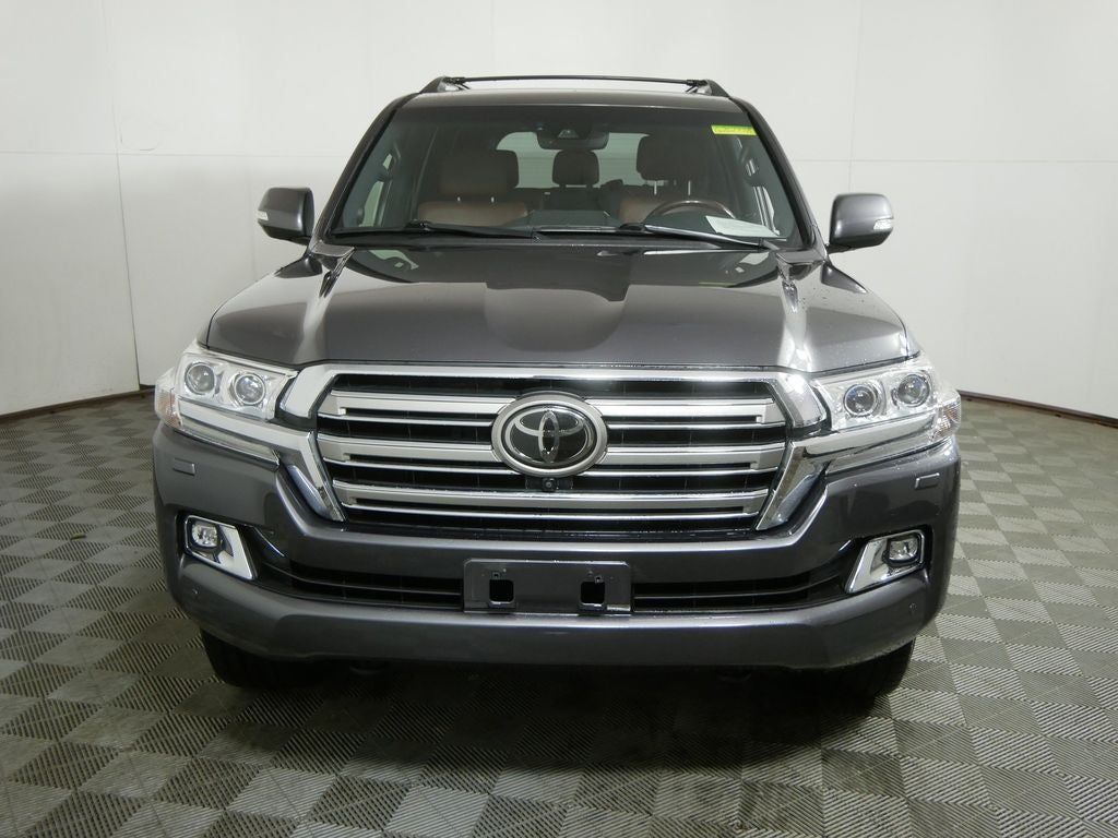 2019 Toyota Land Cruiser Base