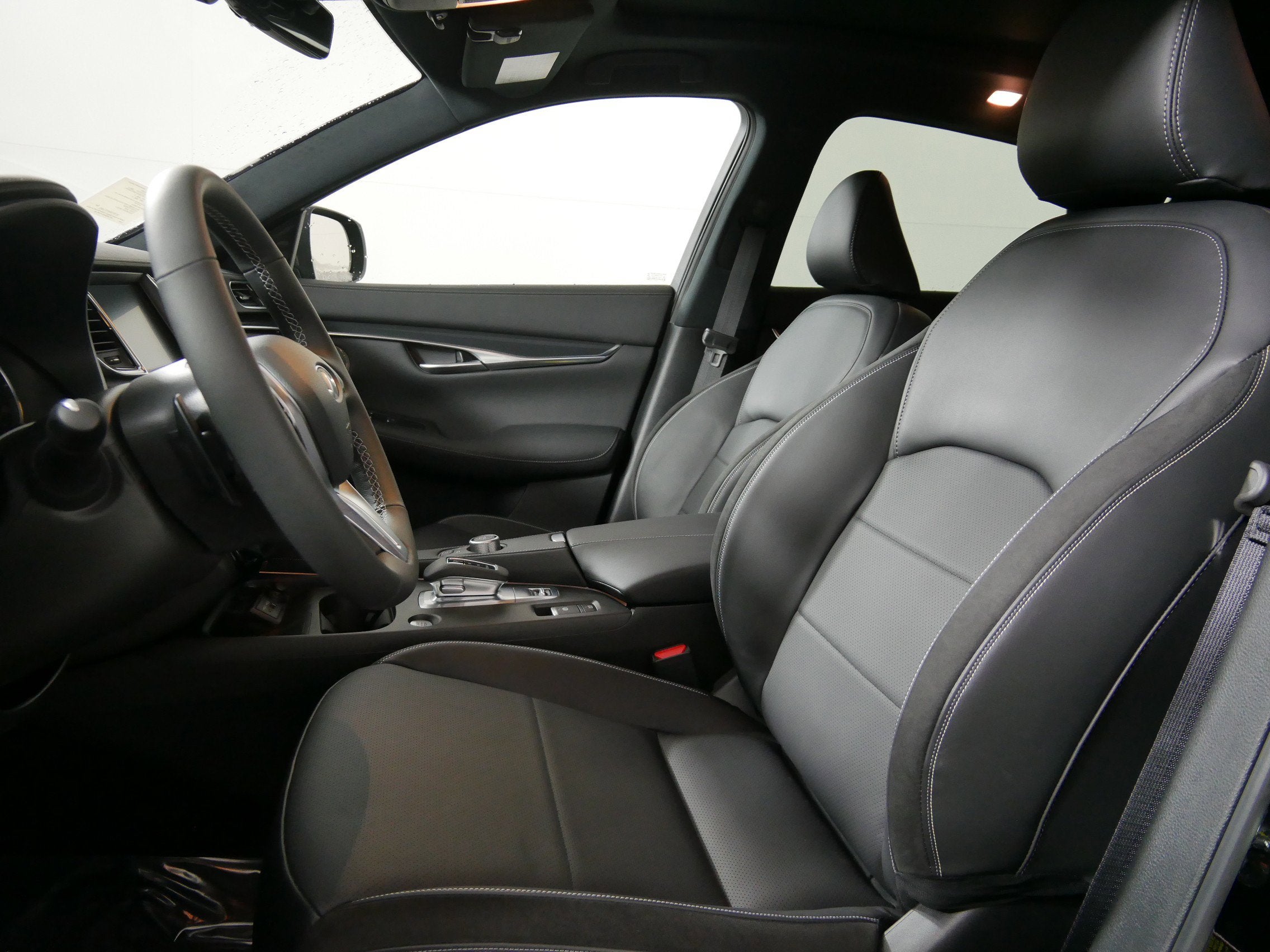 2025 INFINITI QX50 SPORT