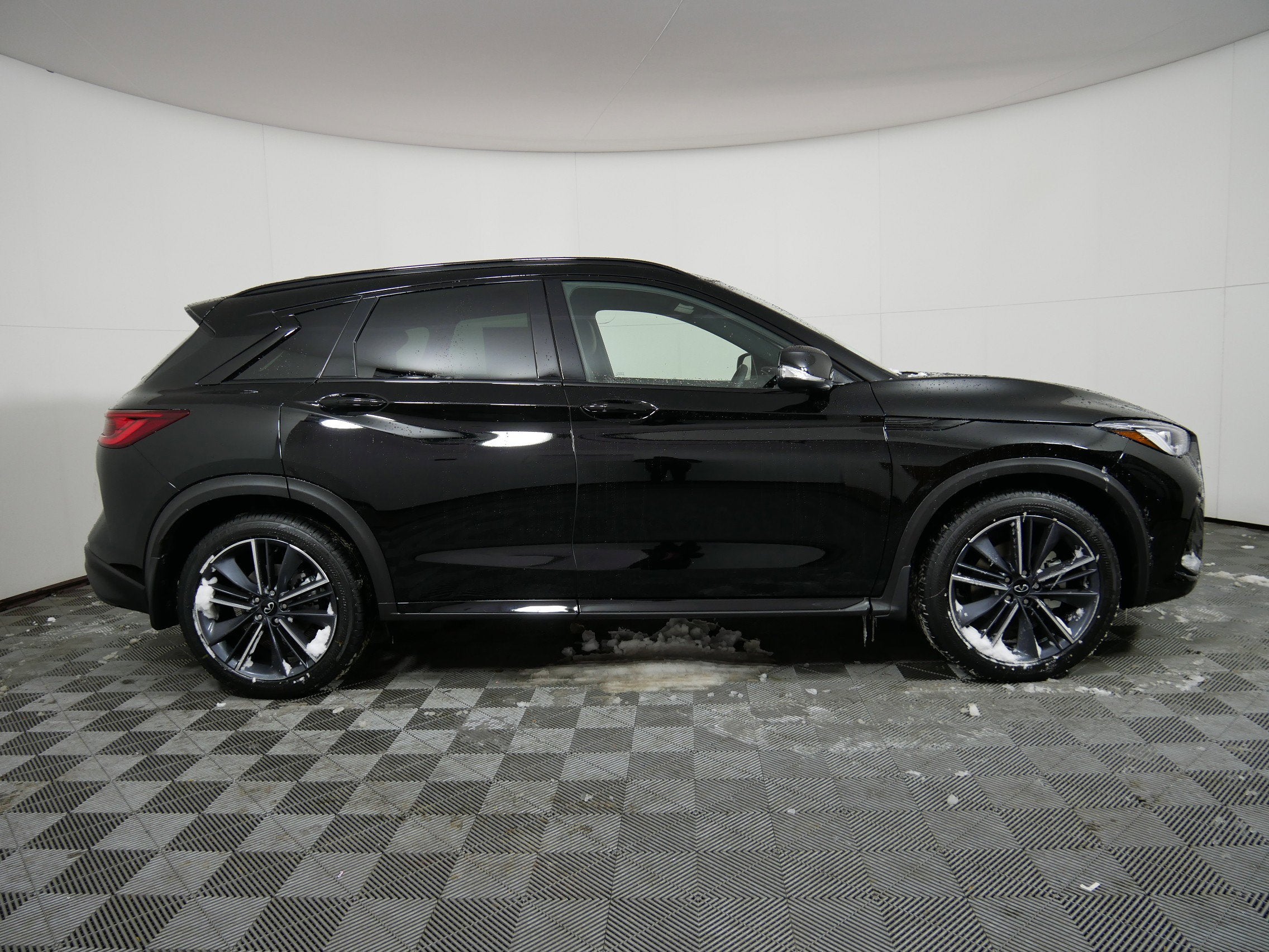 2025 INFINITI QX50 SPORT