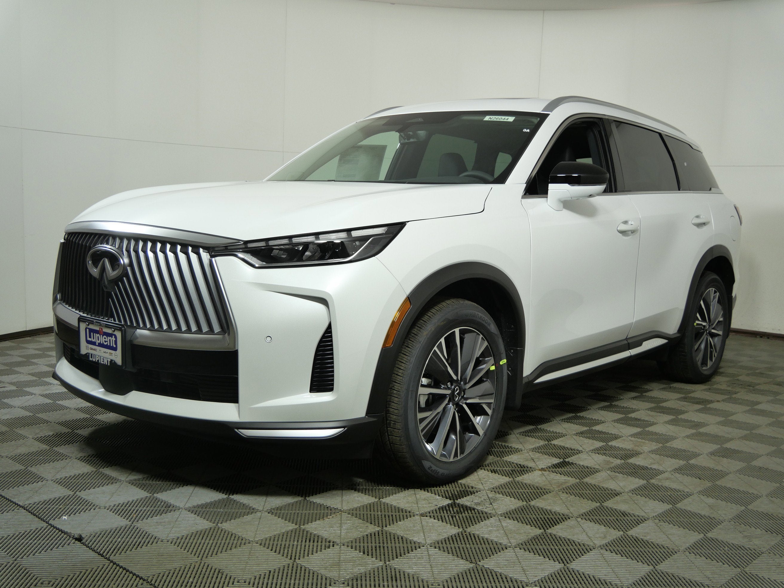 2026 INFINITI QX60 LUXE