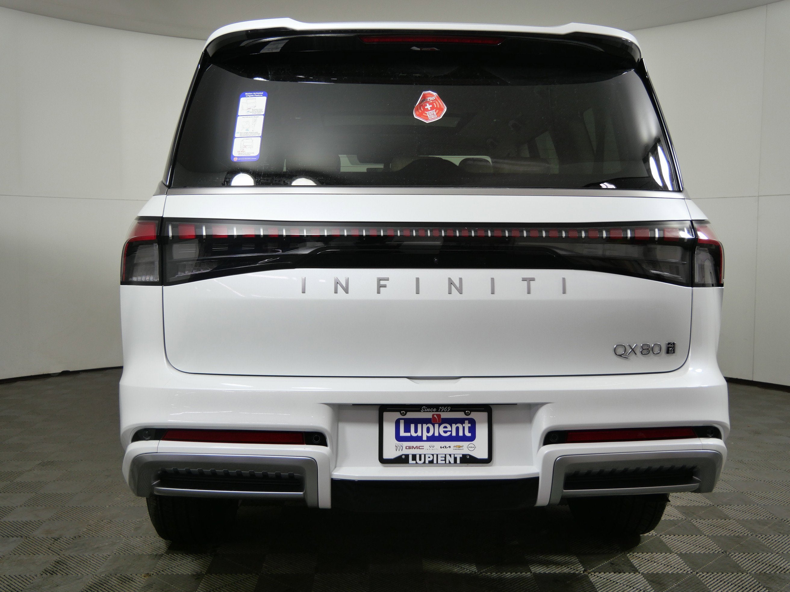 2026 INFINITI QX80 PURE