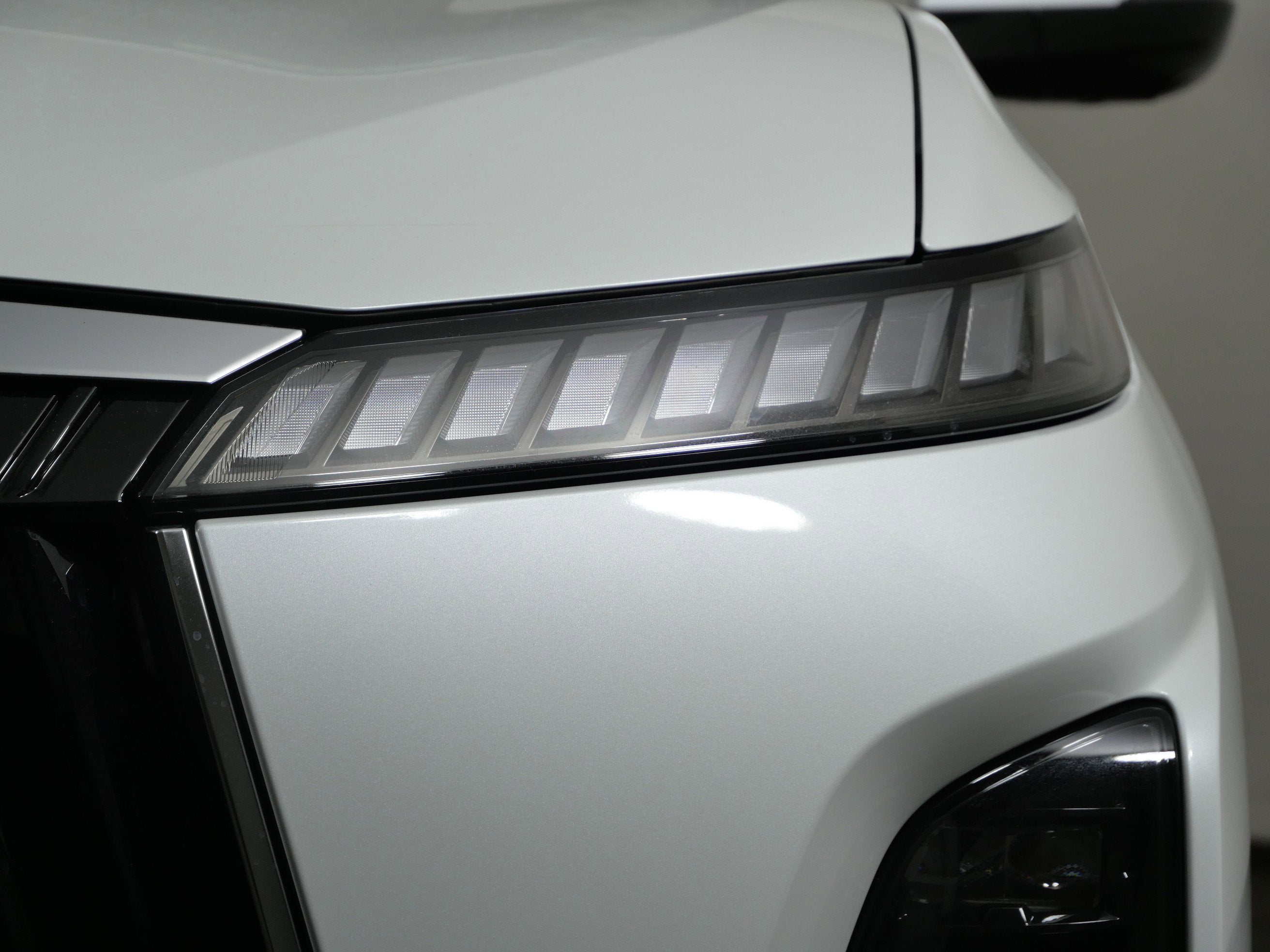 2026 INFINITI QX80 PURE