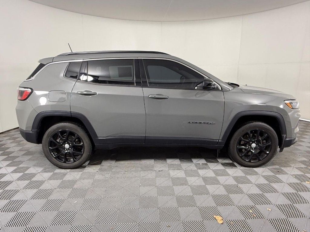 2023 Jeep Compass Latitude Lux
