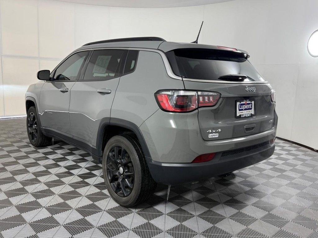 2023 Jeep Compass Latitude Lux