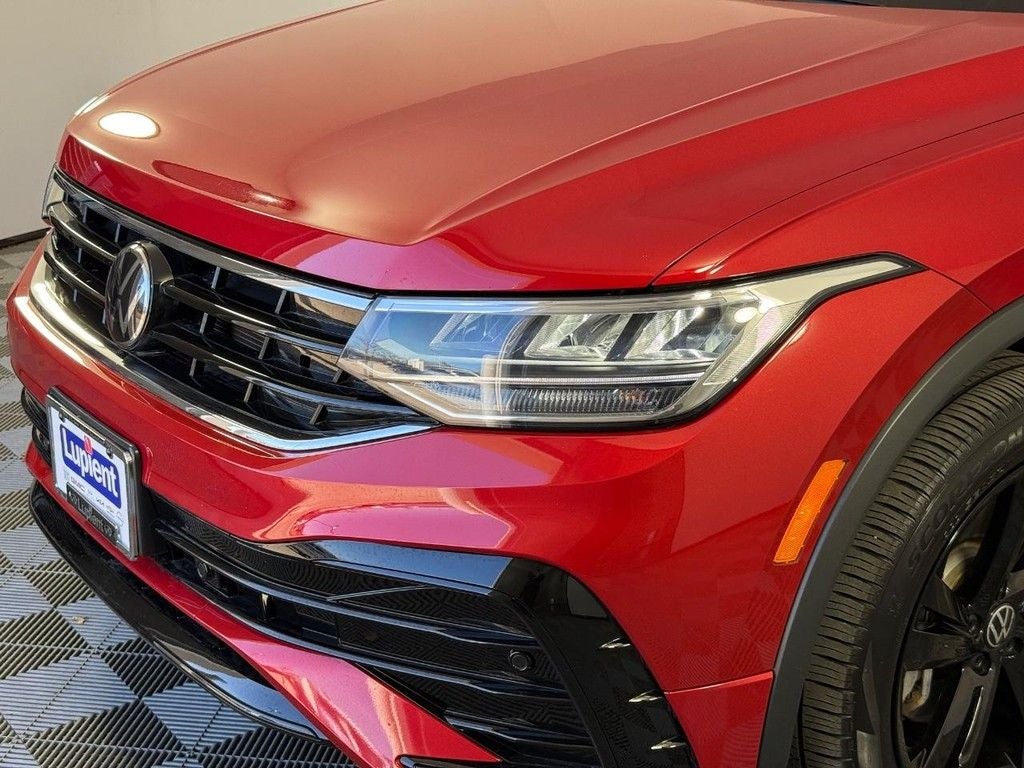 2024 Volkswagen Tiguan 2.0T SE R-Line Black