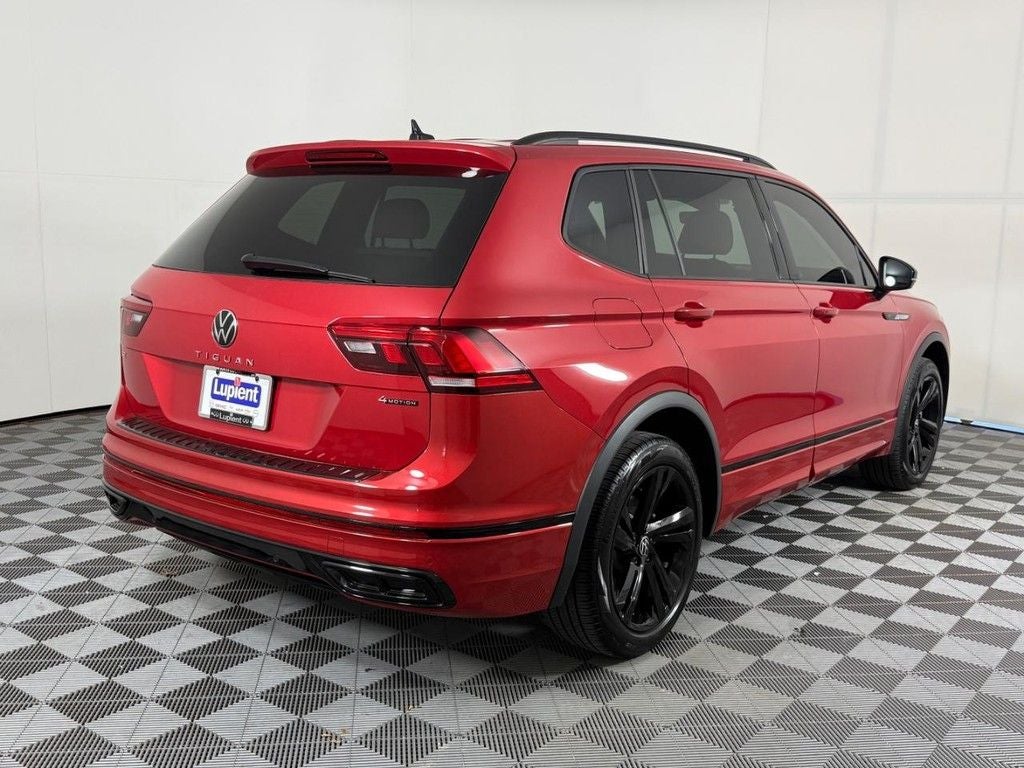 2024 Volkswagen Tiguan 2.0T SE R-Line Black