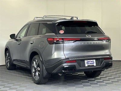 2025 INFINITI QX60 LUXE
