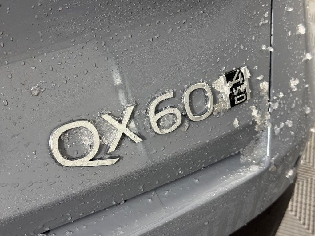 2026 INFINITI QX60 LUXE