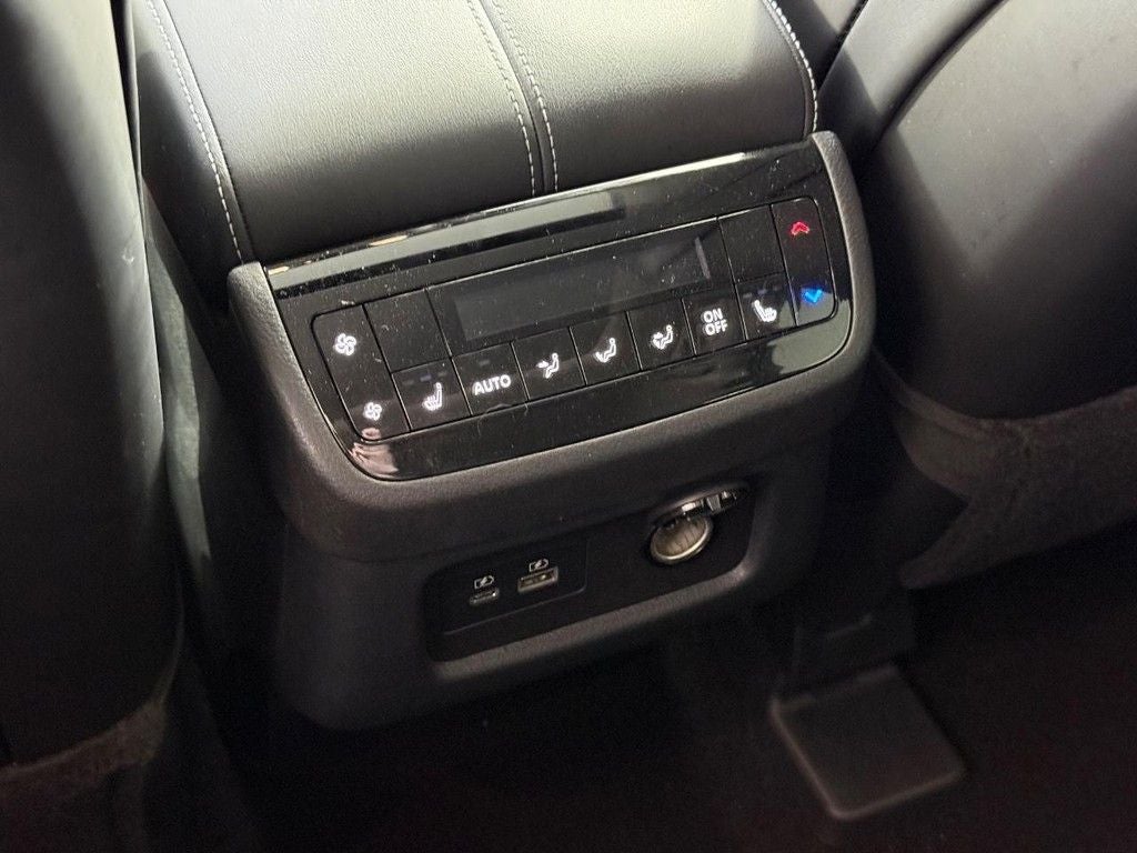 2024 INFINITI QX60 LUXE