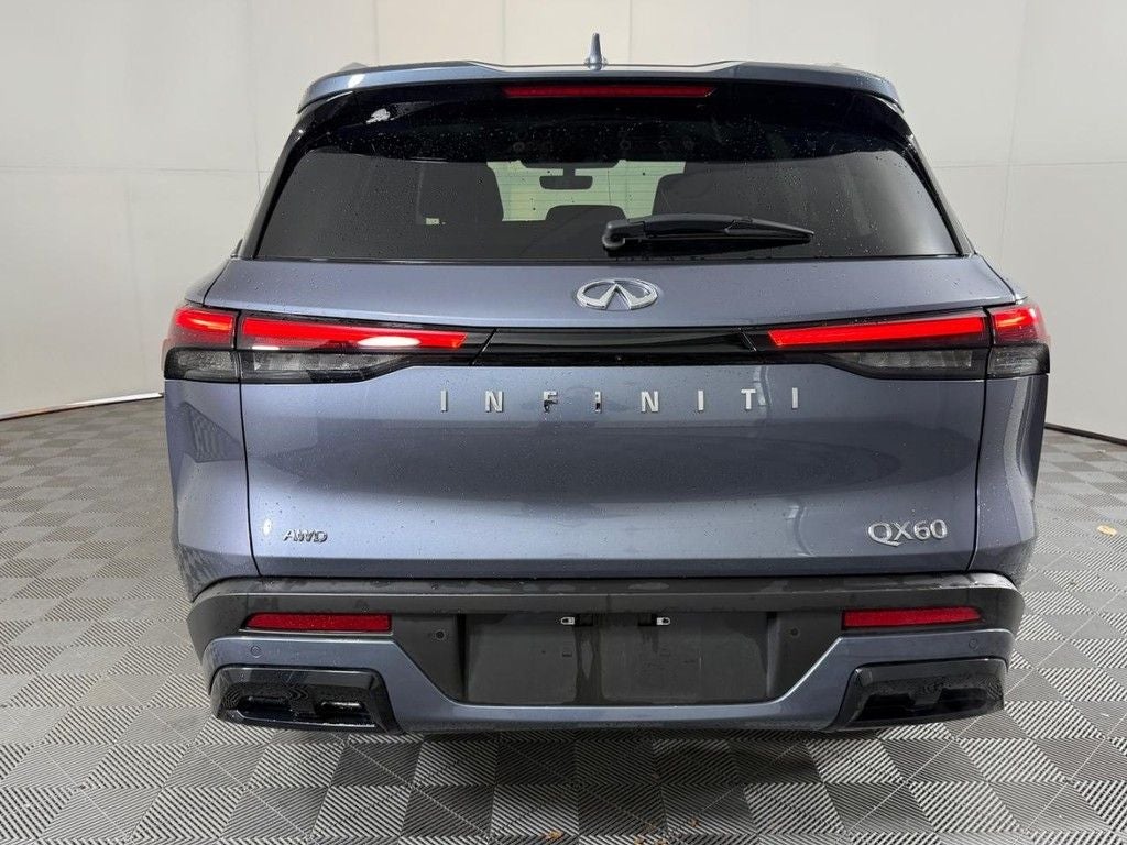 2024 INFINITI QX60 LUXE