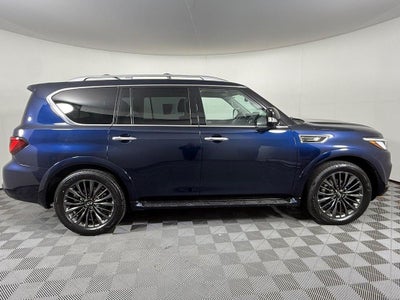 2023 INFINITI QX80 Premium Select