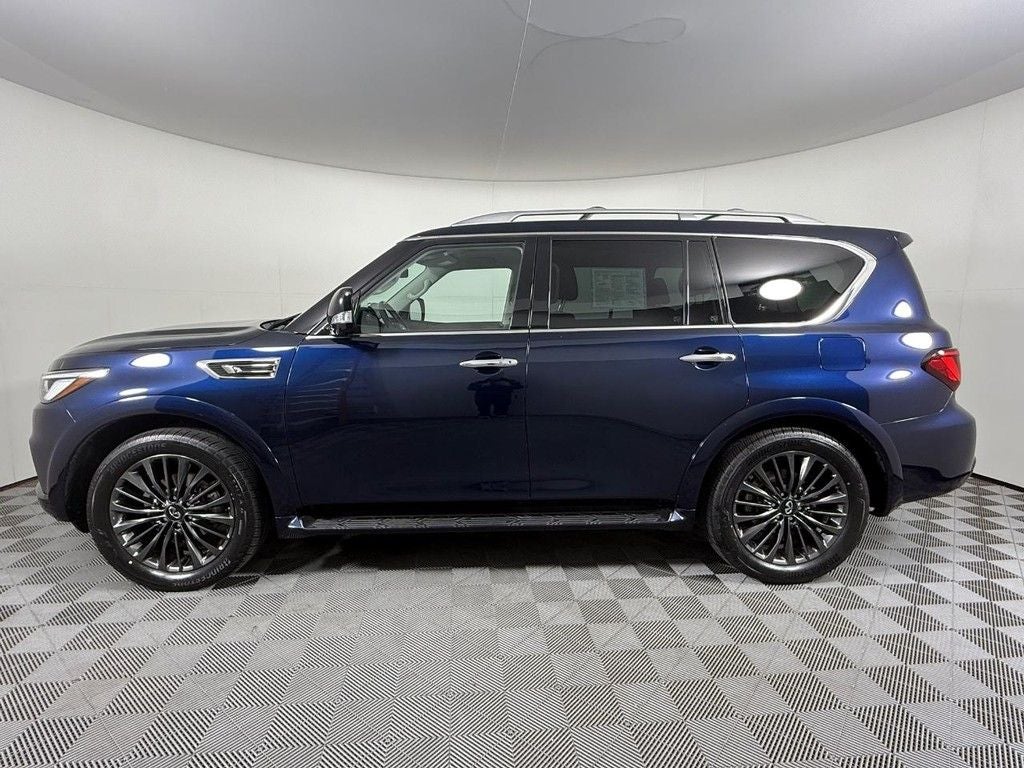 2023 INFINITI QX80 Premium Select