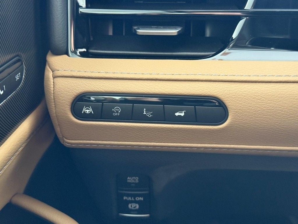 2026 INFINITI QX80 LUXE