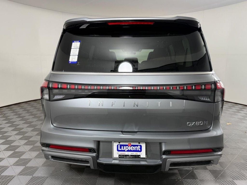 2026 INFINITI QX80 LUXE