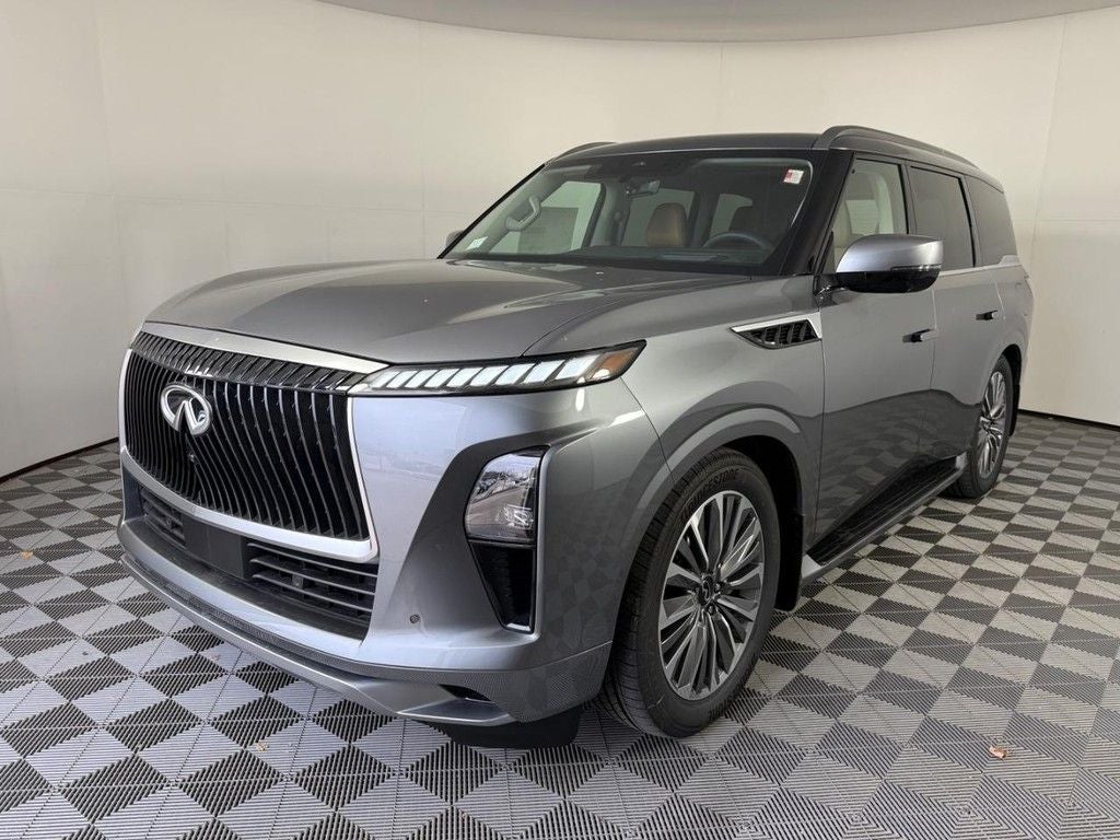 2026 INFINITI QX80 LUXE