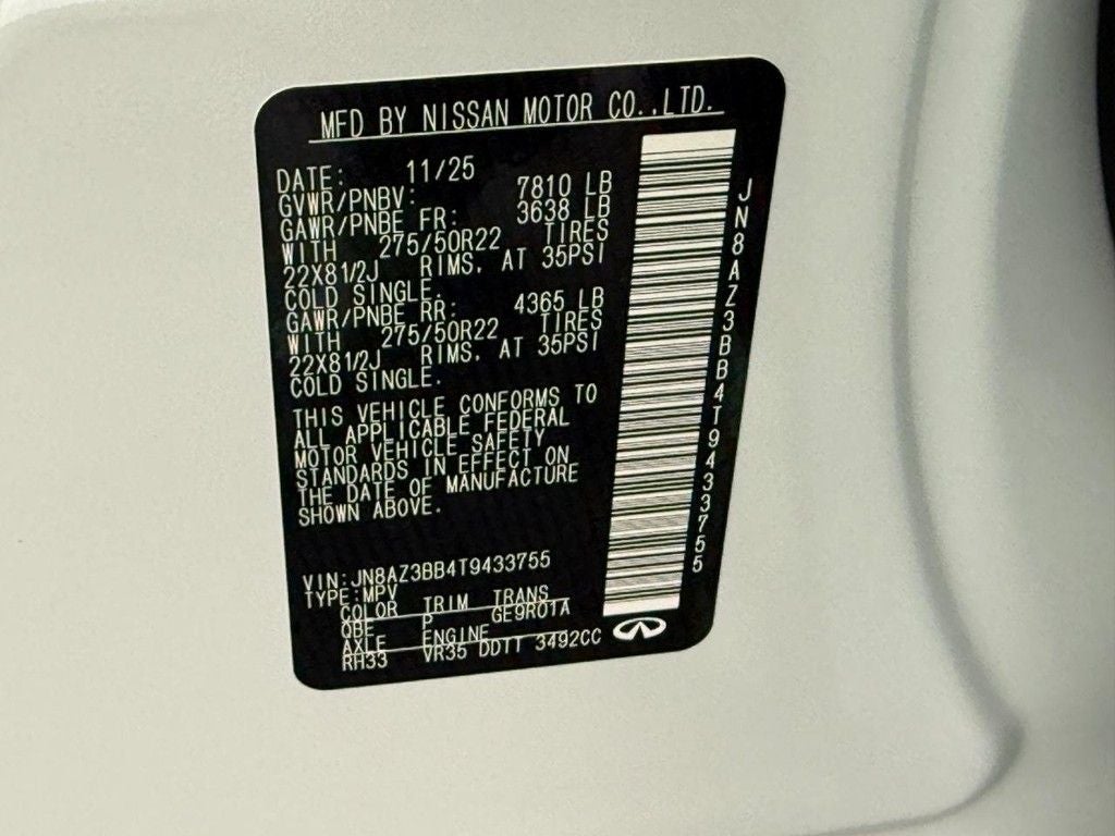 2026 INFINITI QX80 LUXE