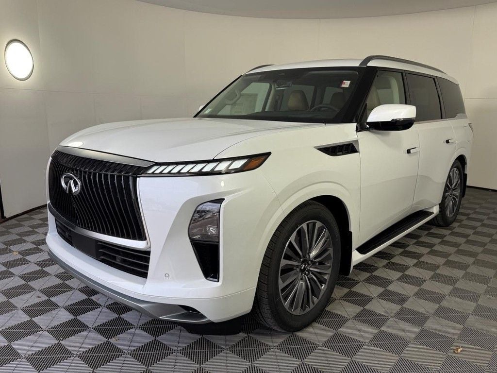 2026 INFINITI QX80 LUXE