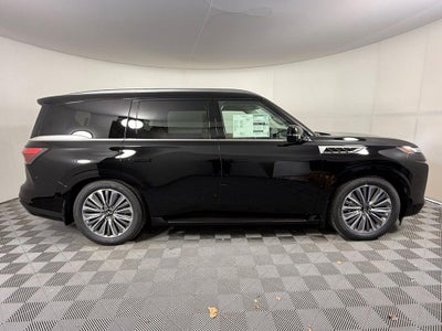 2026 INFINITI QX80 LUXE