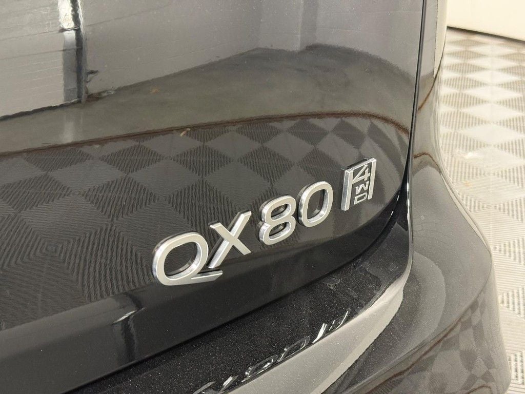 2026 INFINITI QX80 LUXE