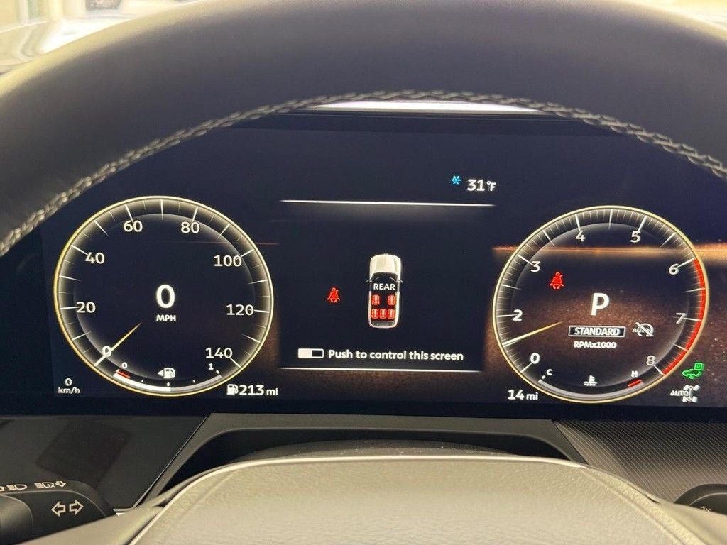 2026 INFINITI QX80 LUXE