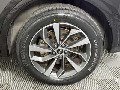 2023 Audi Q5 45 S line Premium quattro