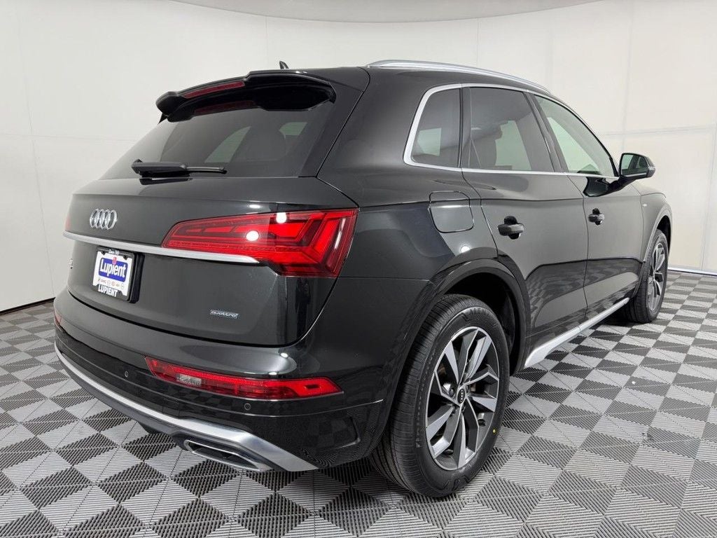 2023 Audi Q5 45 S line Premium quattro