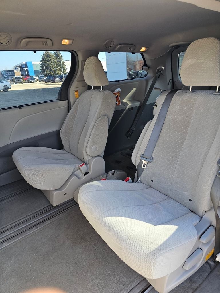 2014 Toyota Sienna LE