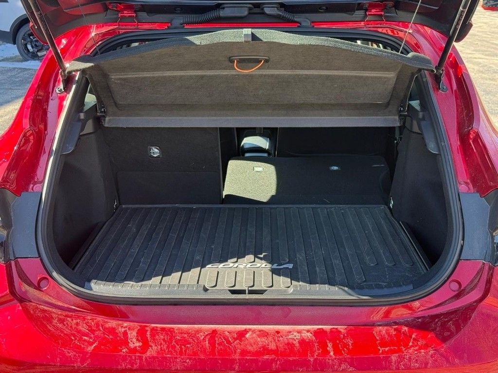 2024 Toyota Corolla Hatchback SE