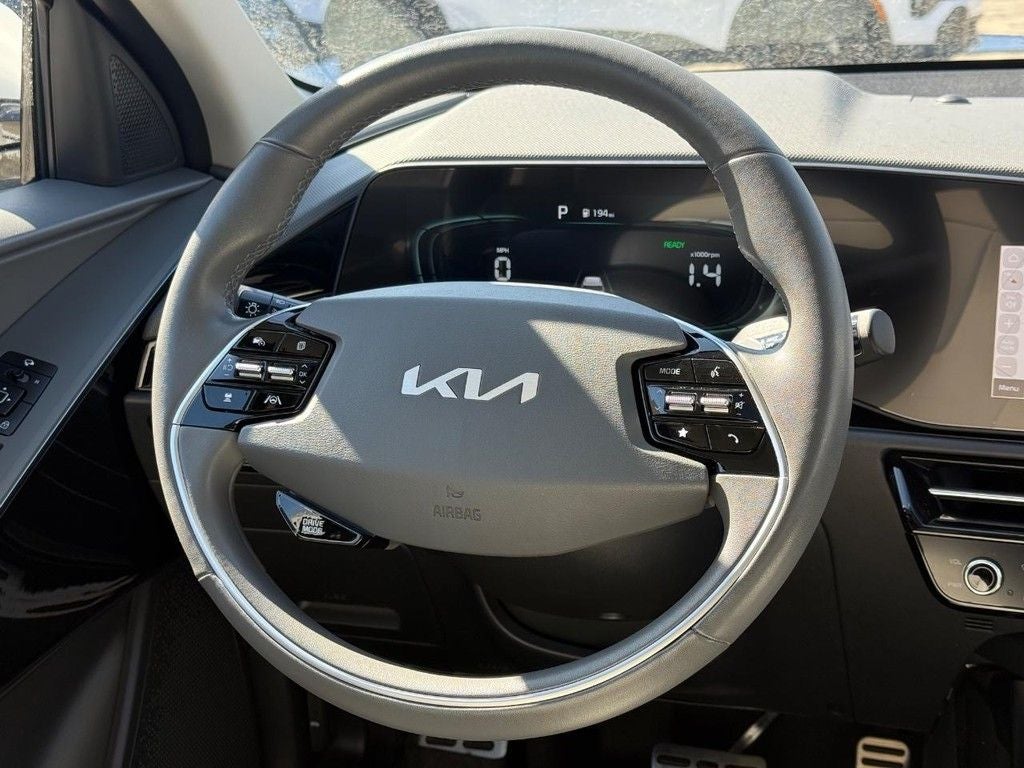 2023 Kia Niro EX Touring