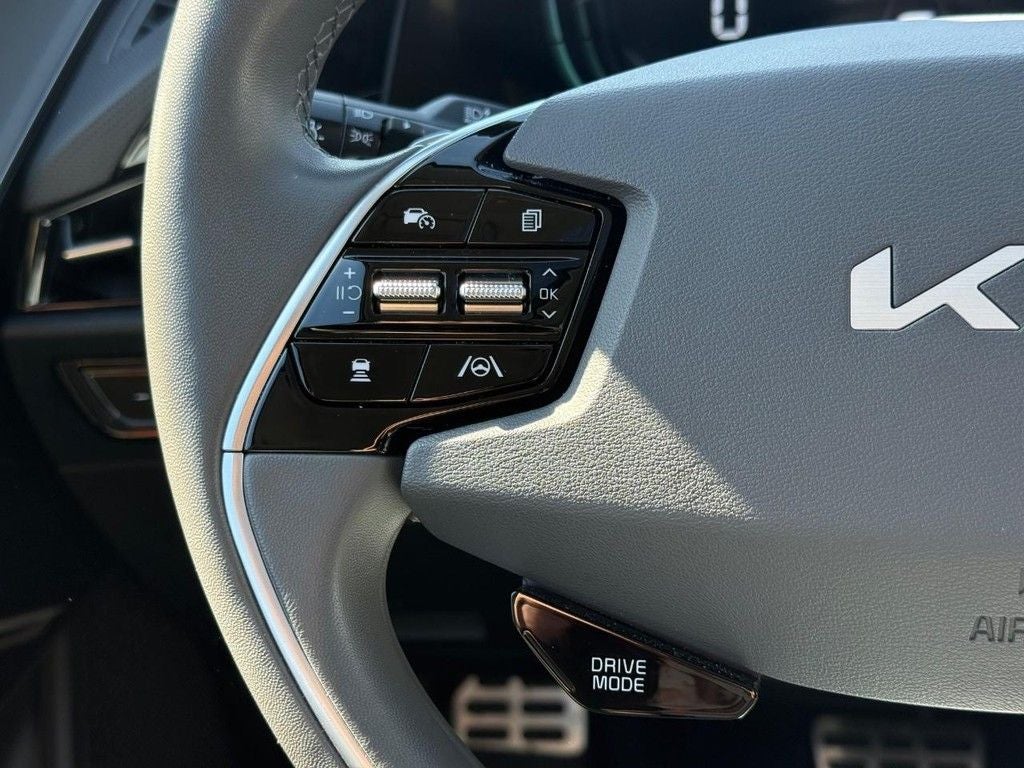 2023 Kia Niro EX Touring