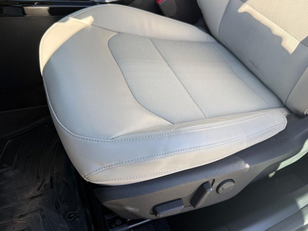 2023 Kia Niro EX Touring