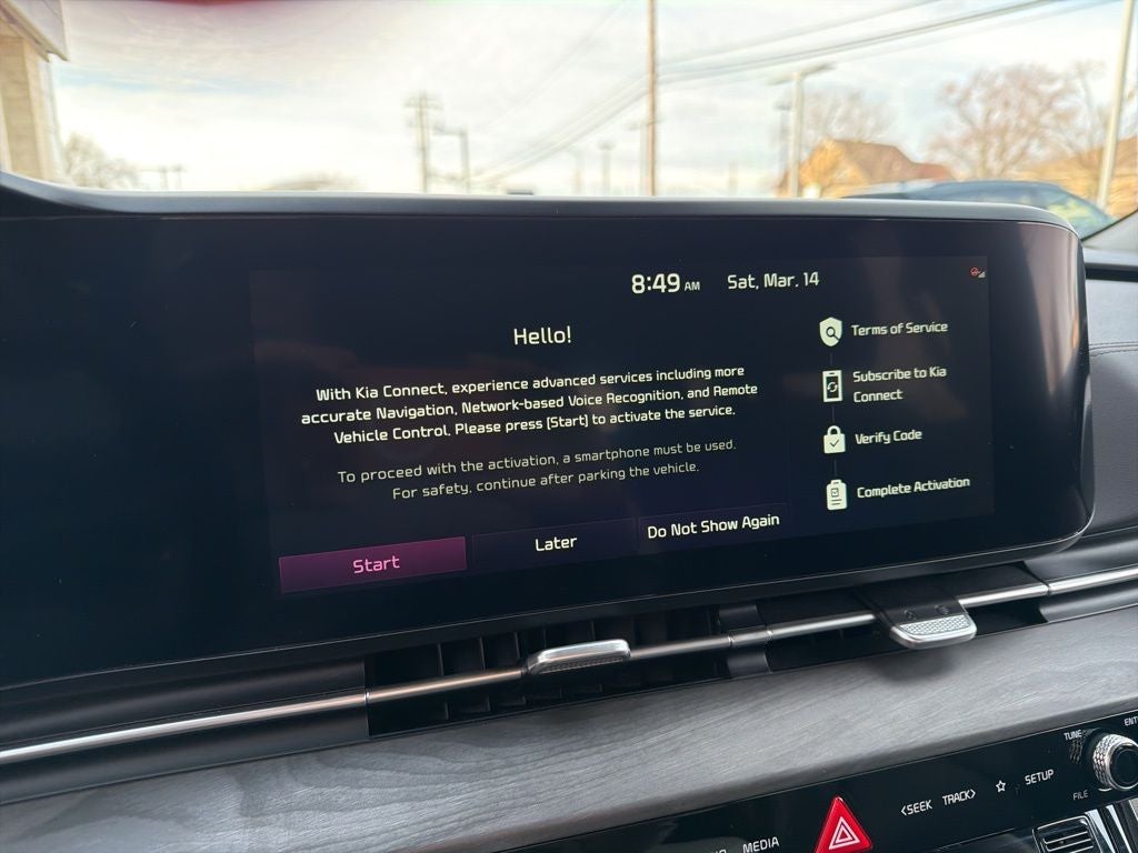 2024 Kia Carnival SX