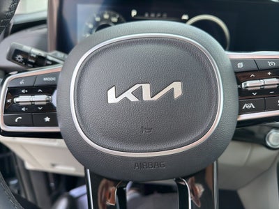 2024 Kia Carnival SX