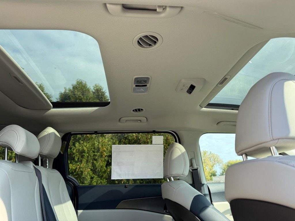 2026 Kia Carnival Hybrid SX