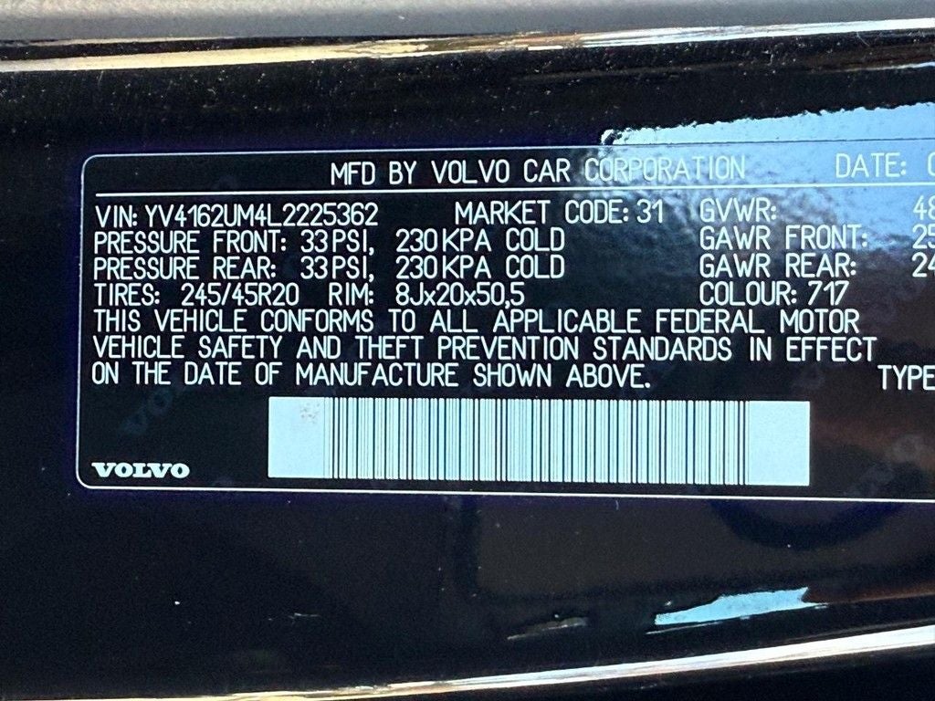 2020 Volvo XC40 R-Design