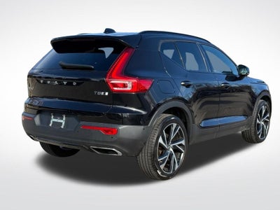 2020 Volvo XC40 R-Design