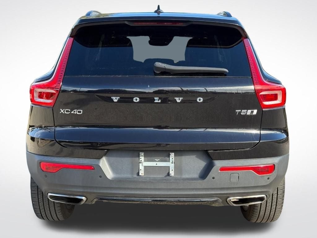 2020 Volvo XC40 R-Design