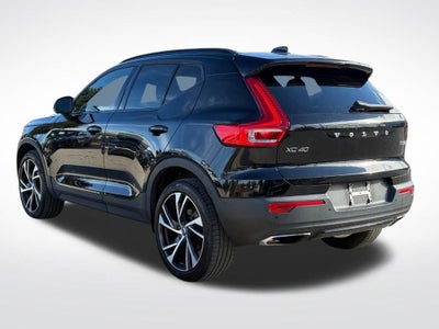 2020 Volvo XC40 R-Design