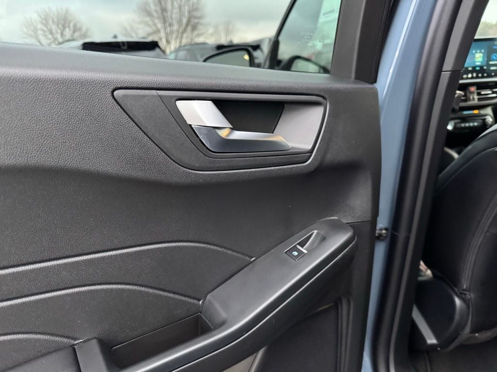 2026 Ford Escape Hybrid ST-Line Select