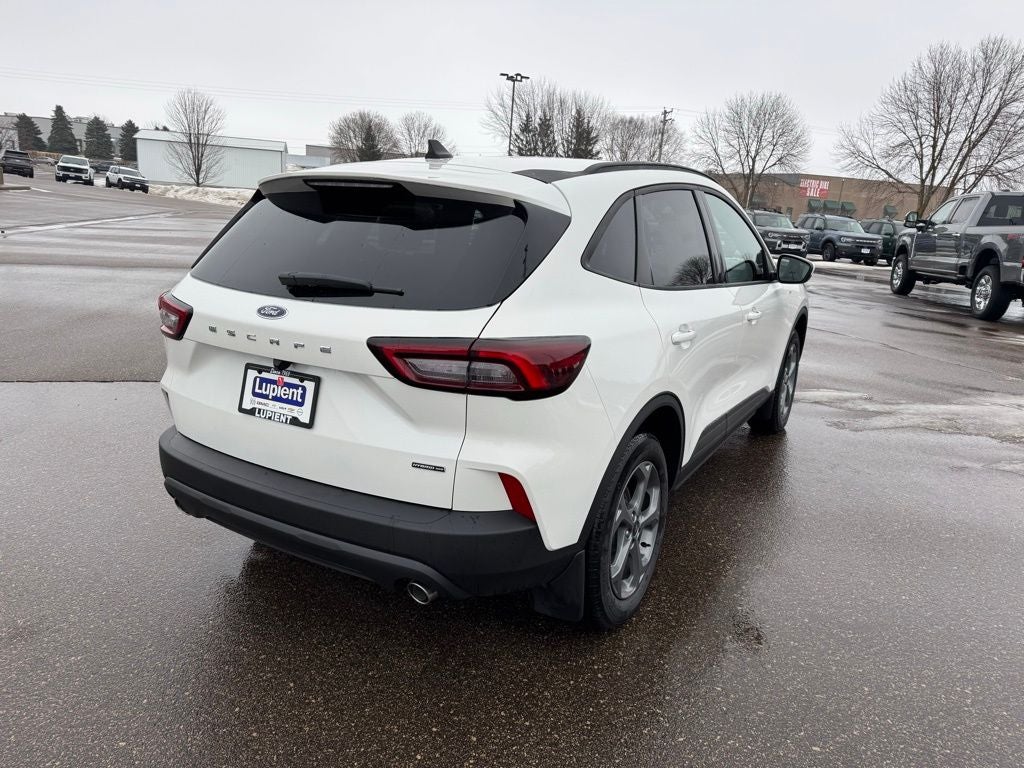 2026 Ford Escape Hybrid ST-Line Select