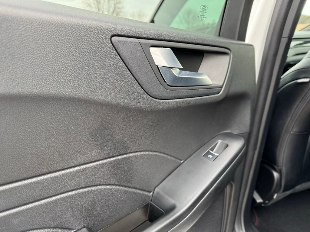 2023 Ford Escape Hybrid ST-Line Elite