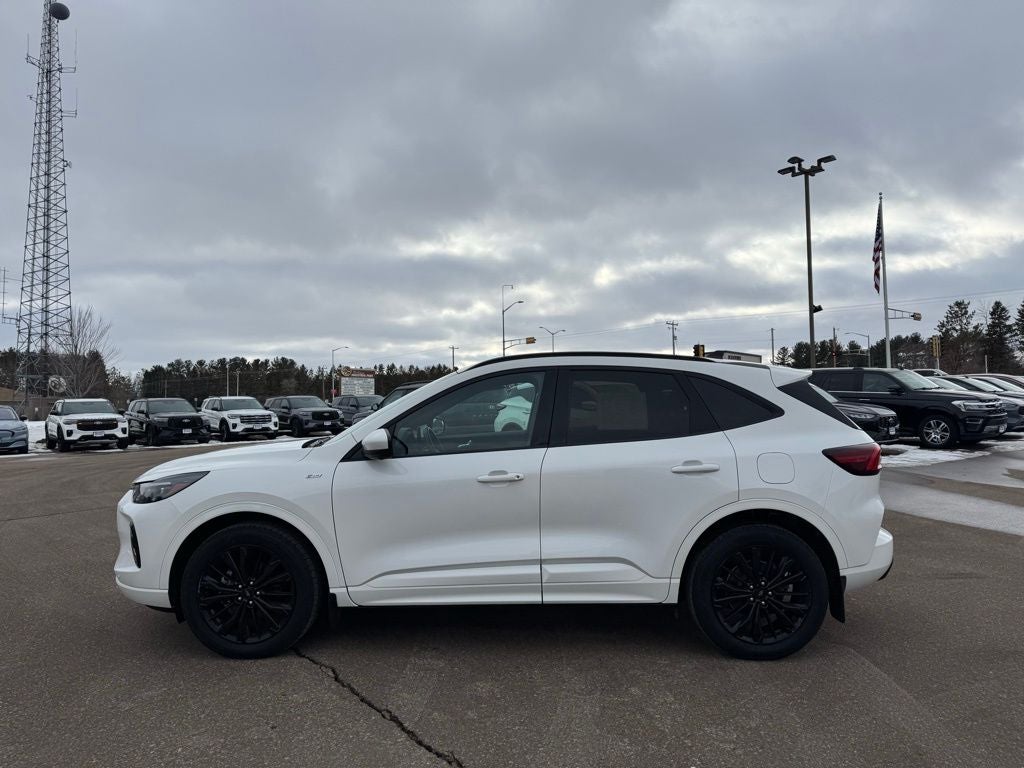 2023 Ford Escape Hybrid ST-Line Elite