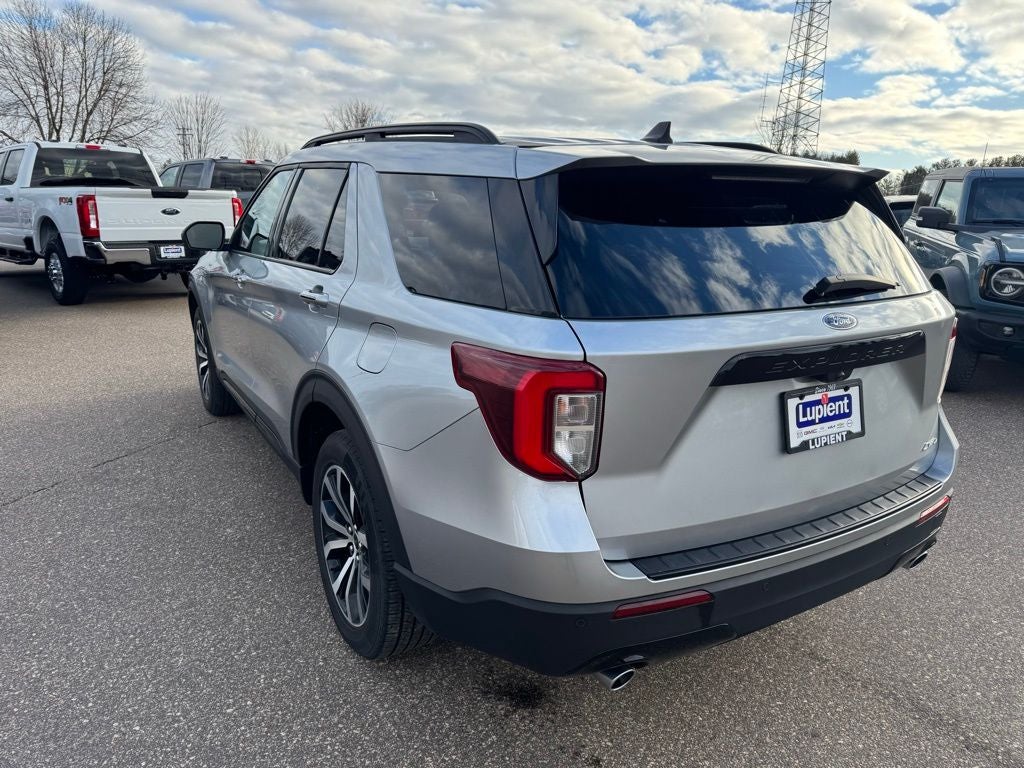 2023 Ford Explorer ST-Line